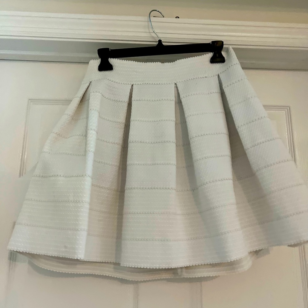 NWT…Super cute white pleated mini skirt